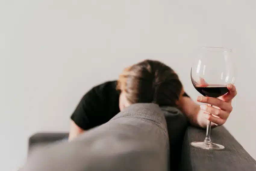 relacion entre alcohol y depresion